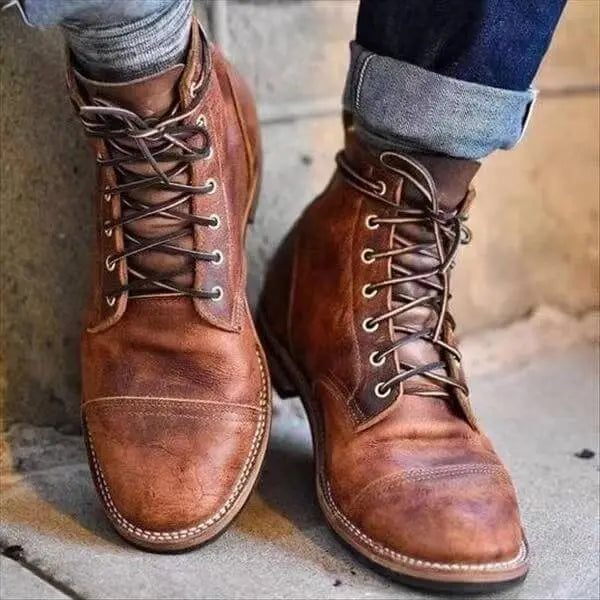 Men’s Lace-Up Work Boots with Durable Sole and Classic Ankle Design