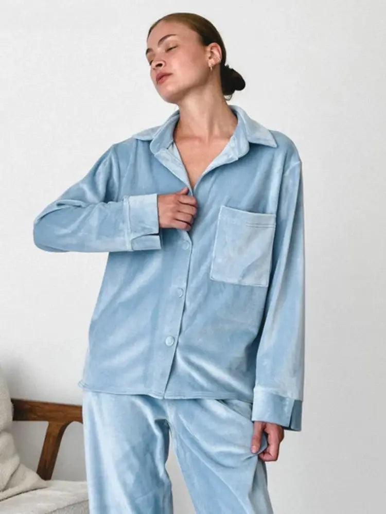 Women's 2-Piece Pyjama Set with Button-Up Shirt and Trousers