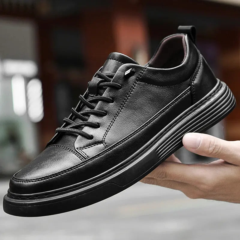 Men’s Low-Top Sneakers with Tonal Stitching and Lace-Up Closure