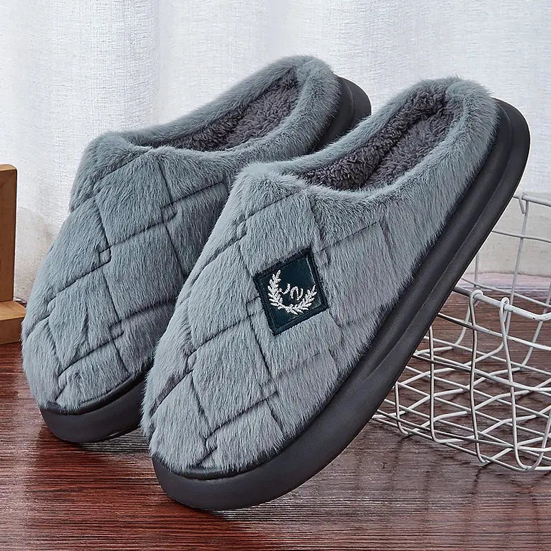 Men's Quilted Indoor Slippers with Plush Lining and Non-Slip Sole