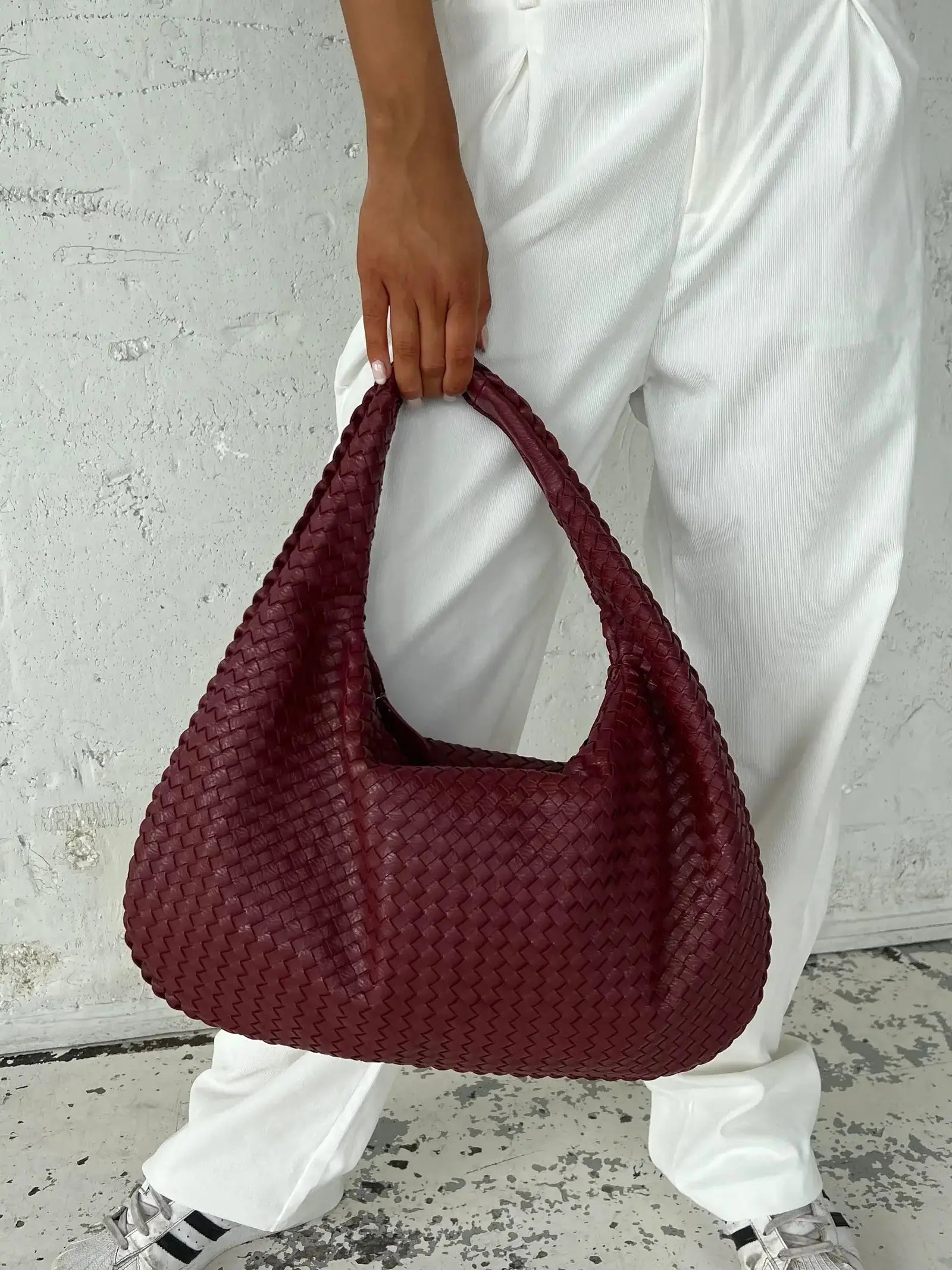 Women's Large Woven Shoulder Bag with Soft Slouchy Design